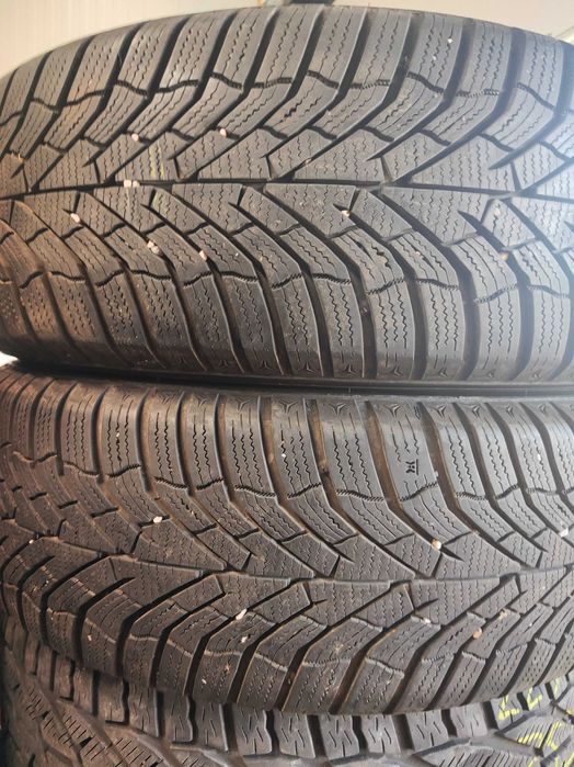 2бр. зимни гуми 215/65/17 Kumho