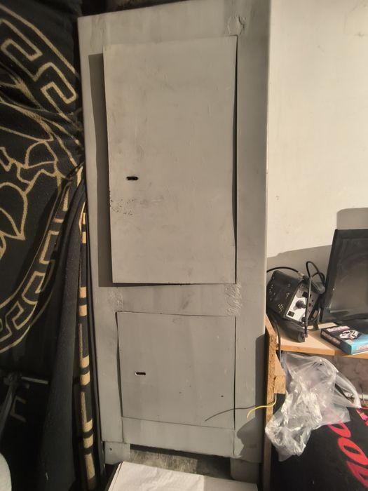 Продам Сейф советский