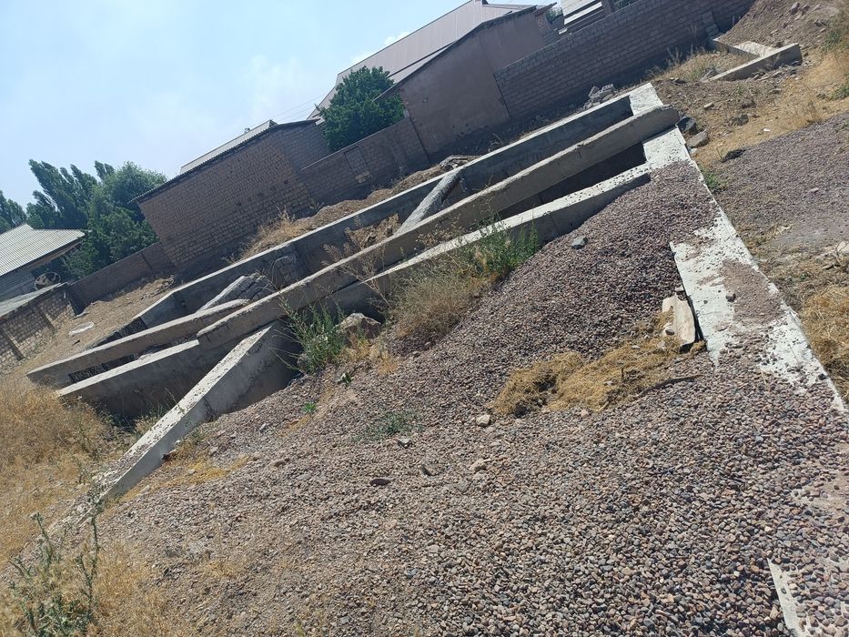 Продается участок 9 сотох на ДСК есть фундамент