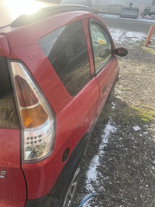 Vand microcar 16 ani mgo 2 an 2013 avariat