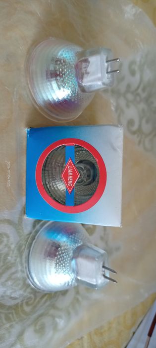 Продам галогенные лампы 220В. За все 2000тг.