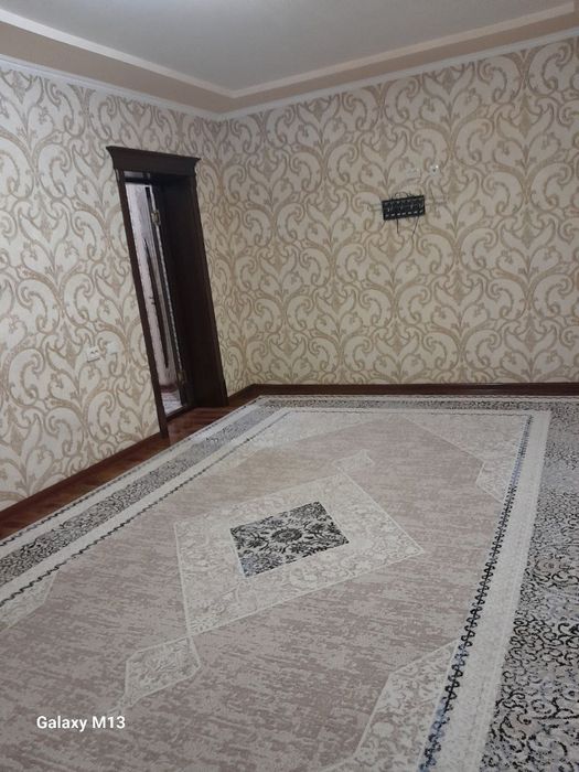 Arenda 2 xonali kvartira Massiv Izza O’rikzor bozor betonka