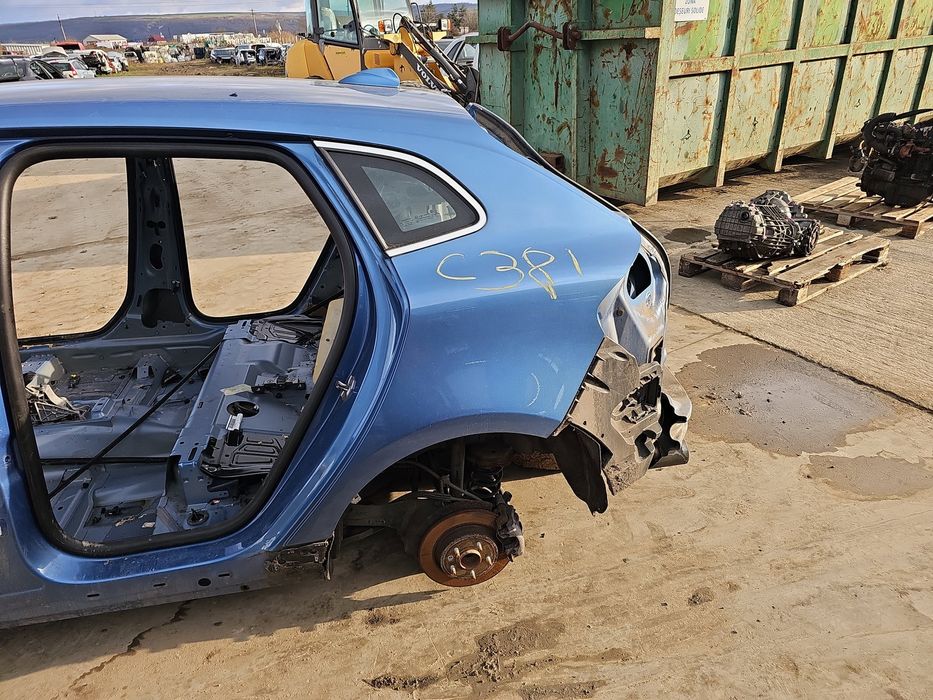 Aripa stanga spate Volvo V40 Rdesign [Fabr 2013-2019] OEM