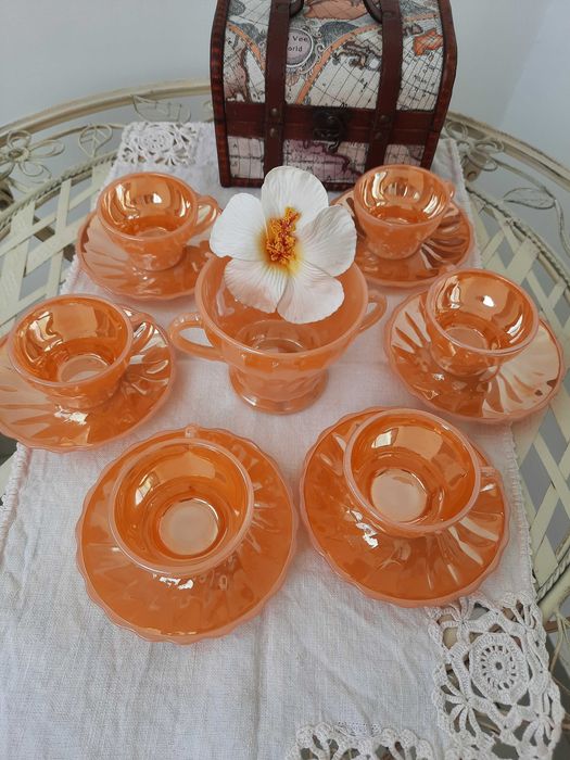 Винтидж сервиз за кафе Anchor Hocking Fire King USA