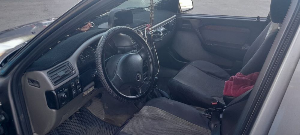 Продам Опель вектра а