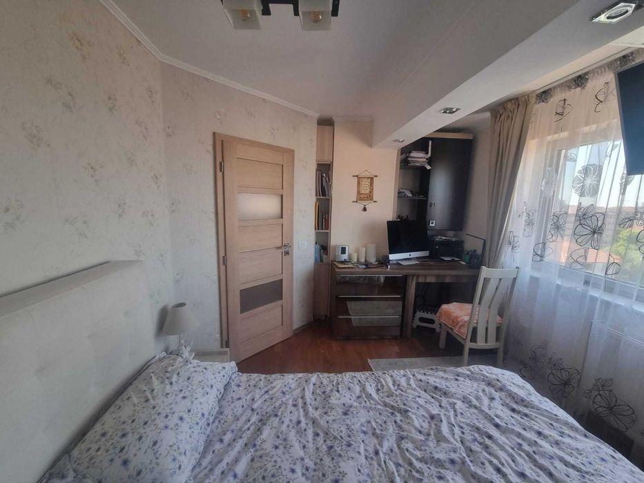 Apartament de vânzare – zona Baba Novac, etaj 8/9