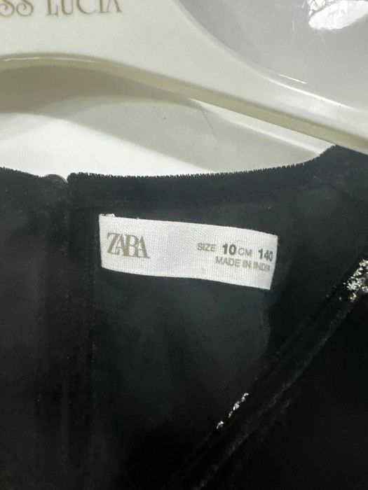 Cămașă Zara din catifea pt fete  - 10 ani