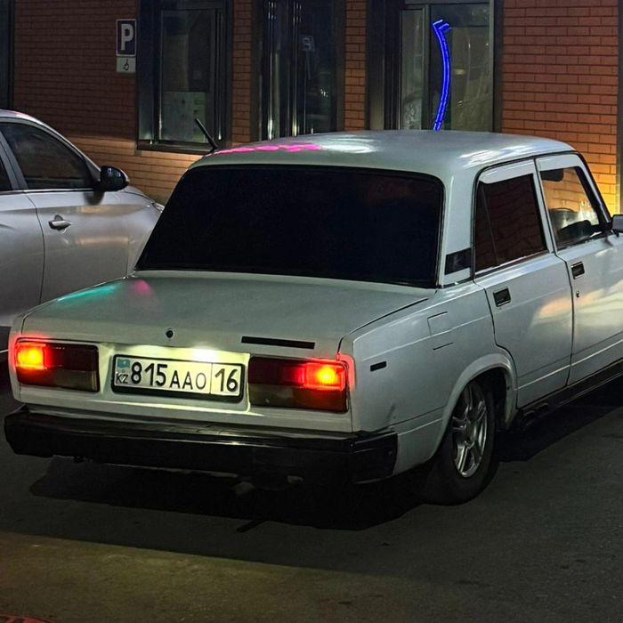 Продам ваз 2107 (карбюратор)