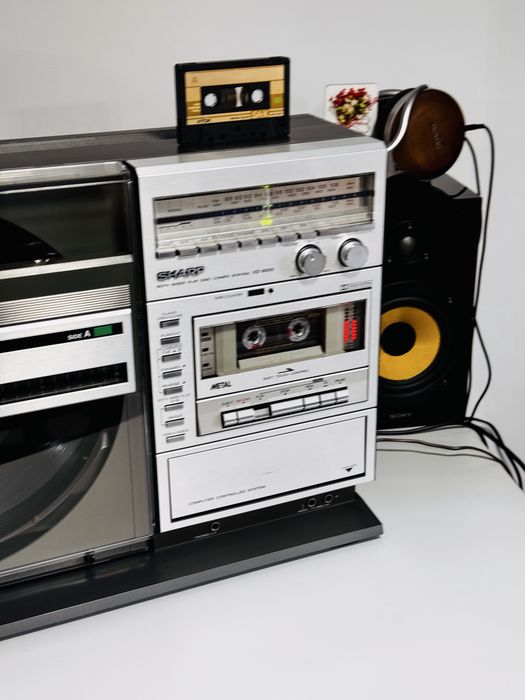 SHARP VZ-3000H – Both Sides Play Disc Compo System, Pick-up Linear Tracking, Dual Play, 33/45 RPM, Casetofon Metal, Dolby NR, FM/MW/LW
