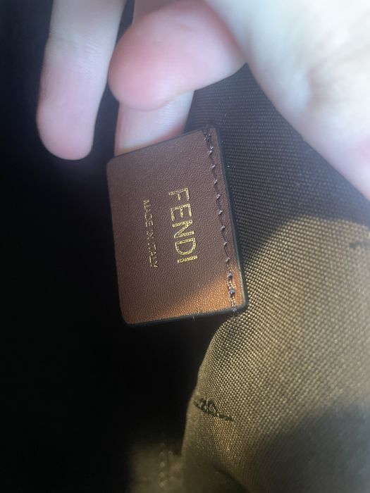 Geanta fendi noua