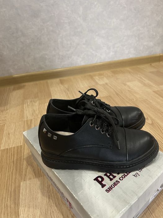 Продам кожаные ботиночки раз 33