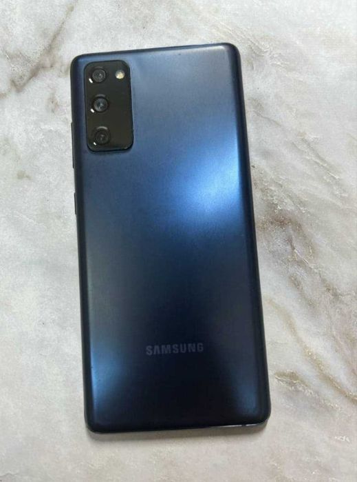 Samsung Galaxy S20 FE. 6/128GB.