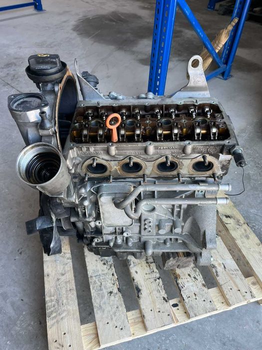 Двигател VOLKSWAGEN GOLF 5 1.6 FSI 116к.с.-КОД:BLP