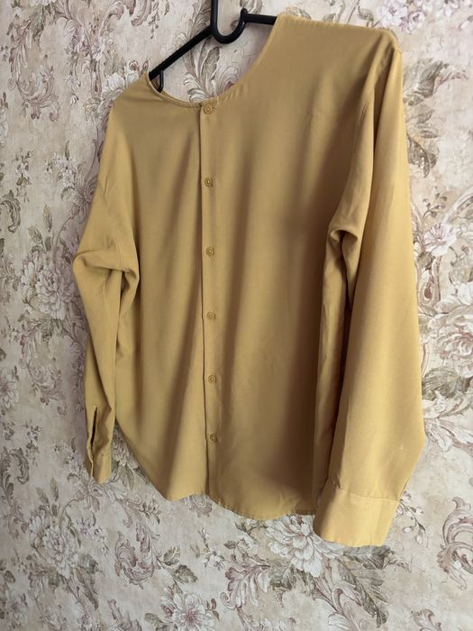 Блузка Uniqlo горчичная