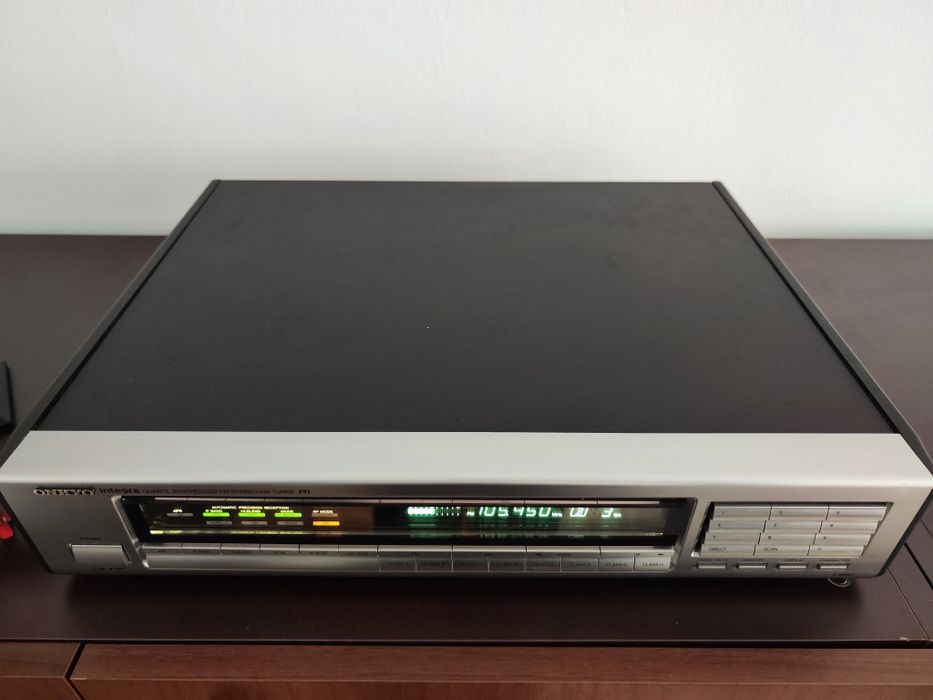 Tuner Onkyo Integra T-4850