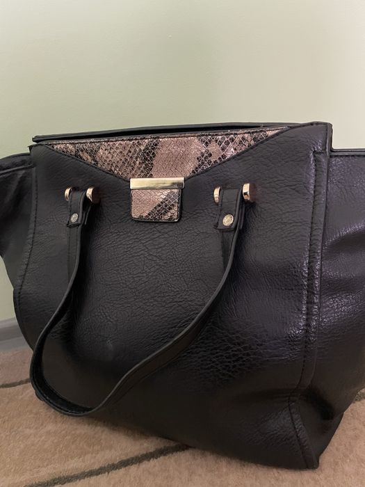 Дамска чанта от естествена кожа