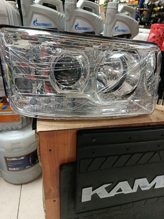 Фара КамАЗ 5490 новая