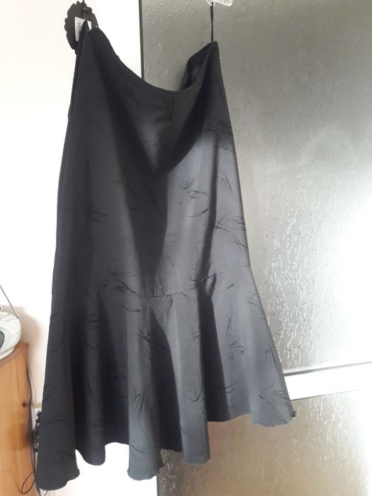 Пола-размер 52, на цветя