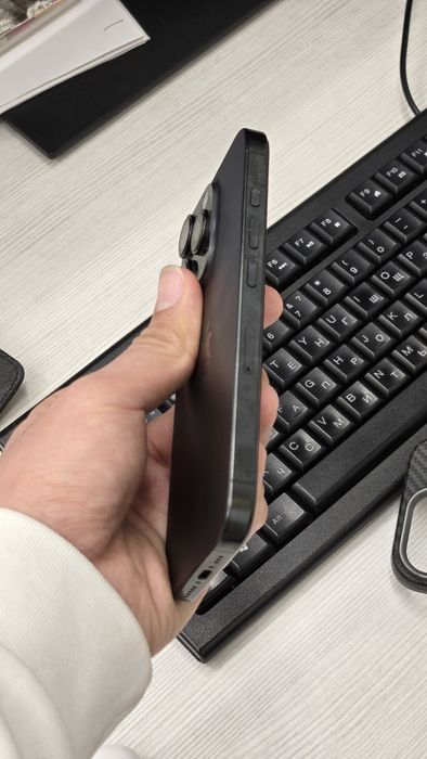 iPhone 16 Pro telefon