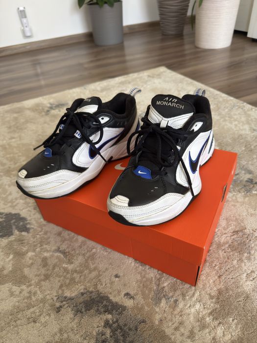 Adidasi air monarch IV