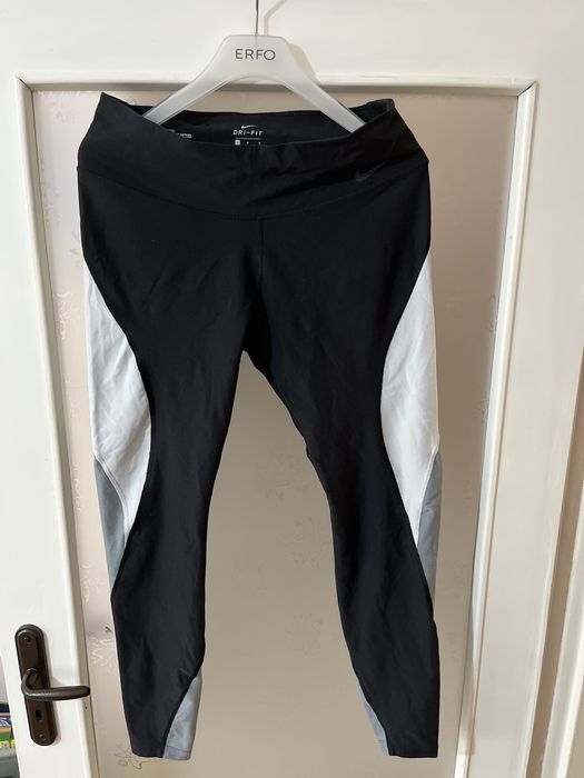 Спортен клин Nike