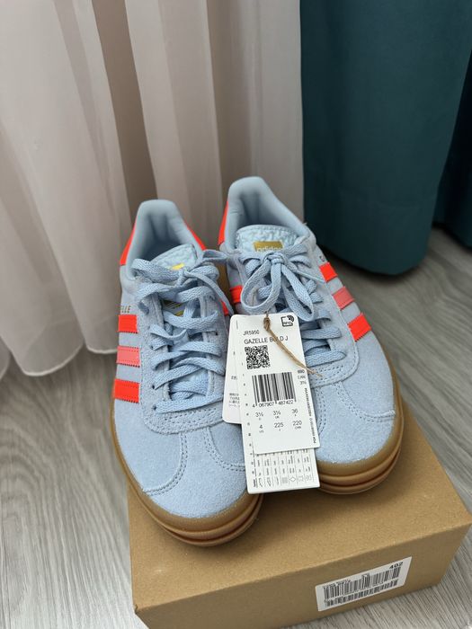 Оригинални кецове/маратонки Adidas Gazelle 36номер