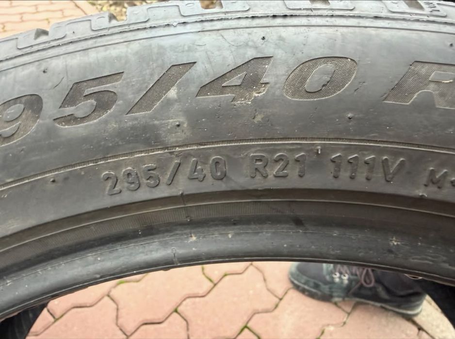 Cauciucuri/Anvelope Pirelli 295/40/21 m+s