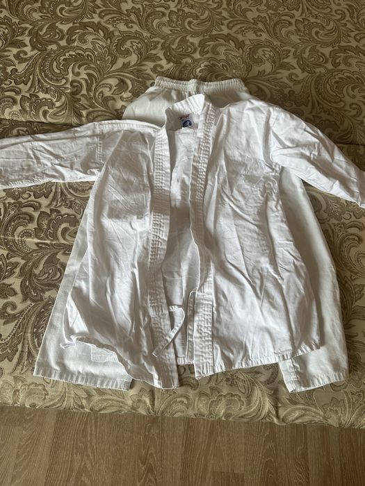 Продам кимано для каратэ