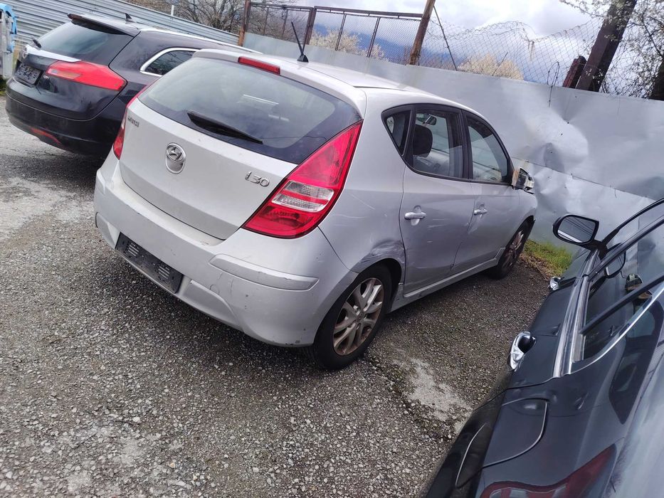 Hyundai i30 1,4 i, Хюндай и30 за Части! Април 2011