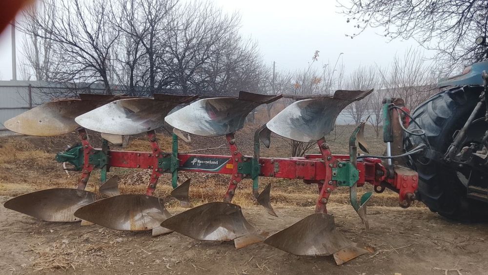 PUMA traktor sotiladi