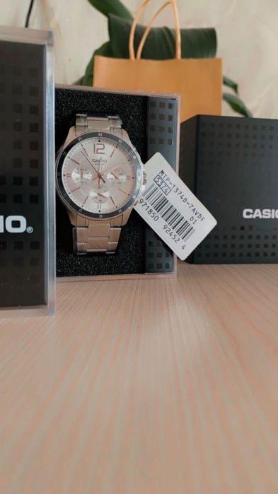 Часы CASIO MTP-1374D-7AVDF серебристый