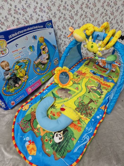 Детский развивающий коврик