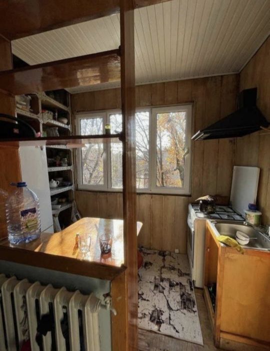 1в2/4/4 продаётся квартира. Ялангач. Срочно