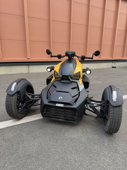 Can am  Ryker 900 /1500 km /garantie !