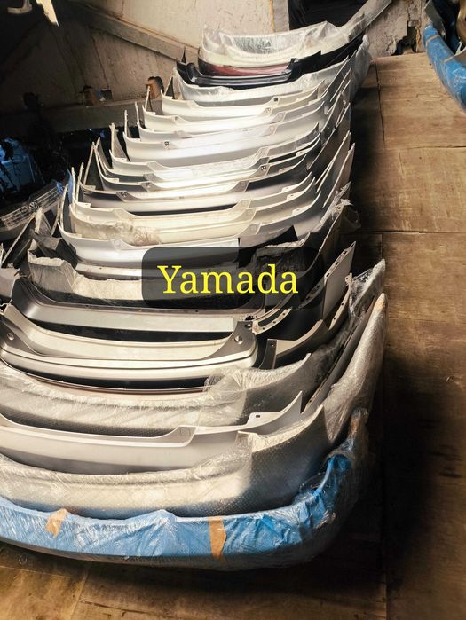 Задний бампер оригинал Японии