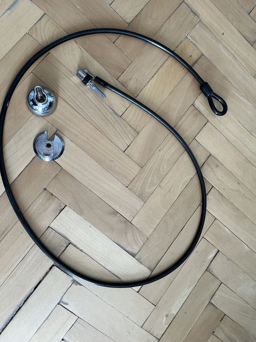 KENSINGTON SafeDome монтирана заключваща стойка за iMac