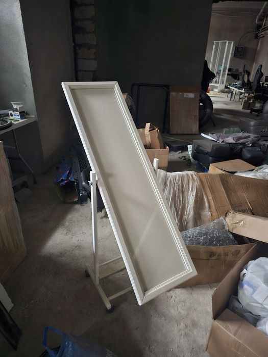 Тумба с зеркалом