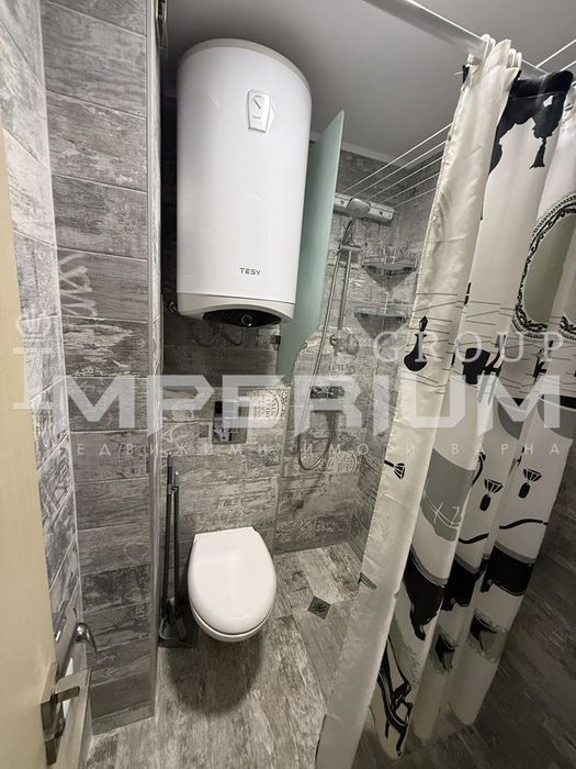 Дава се под наем Двустаен апартамент в Варна, Център - 50 кв.м за 718.08 € - Снимка #11