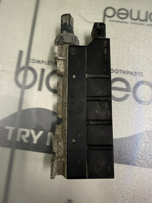 Разпределител Mercedes W220