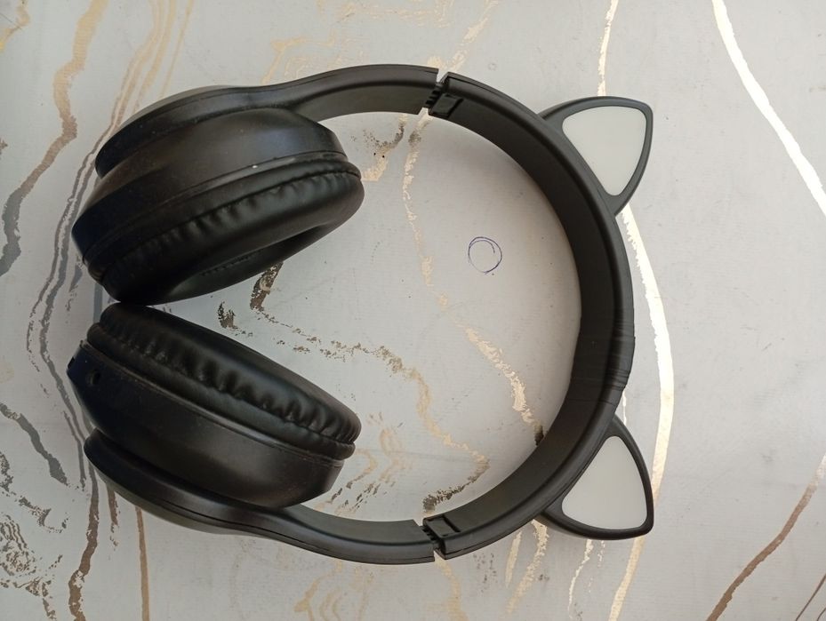 Продаются наушники с ушками!