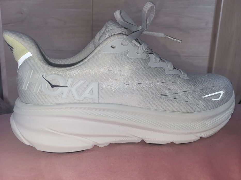 Кроссовки для бега Hoka Clifton 9