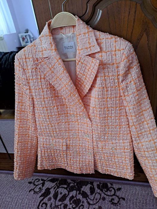 Сако от букле на  TUZZI