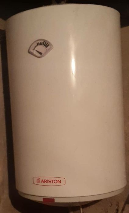 А р и с т о н  Продам