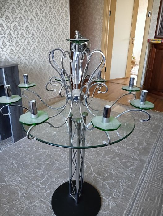 Люстра 8ми рожковая