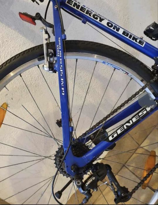 Bicicleta GENESIS Cross-28"
Aluminiu