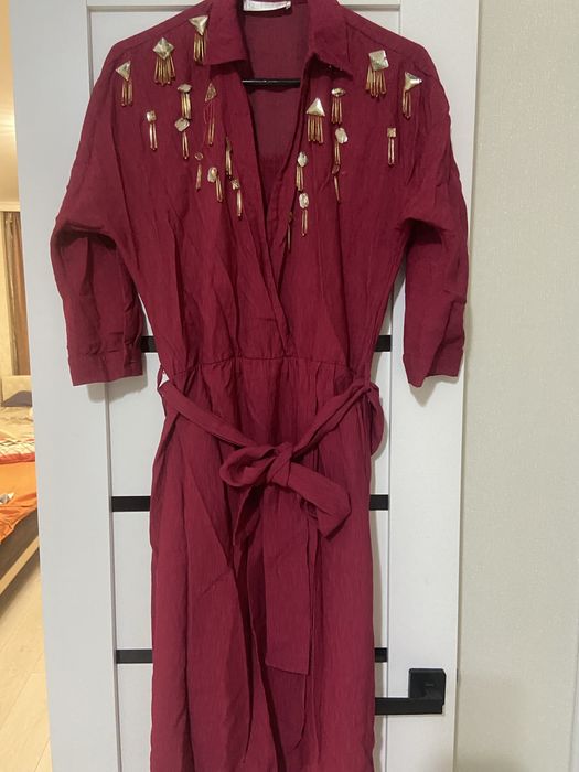 Платье продам,48 размер