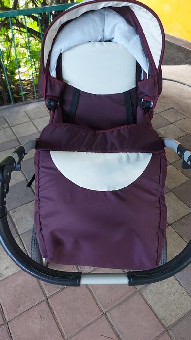 Продам детскую коляску