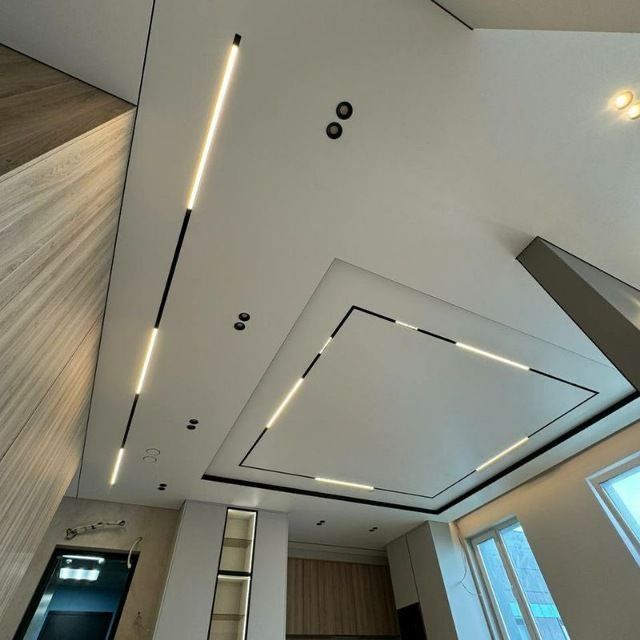 Натяжные потолки от Бухара paryashiy паряший трек световой лины