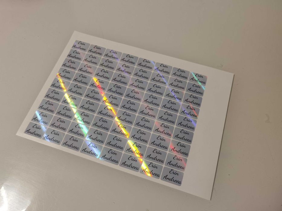 Etichete cu Nume Personalizate