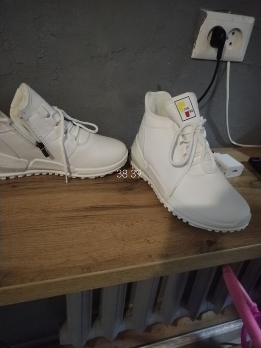 Продам обувь зима